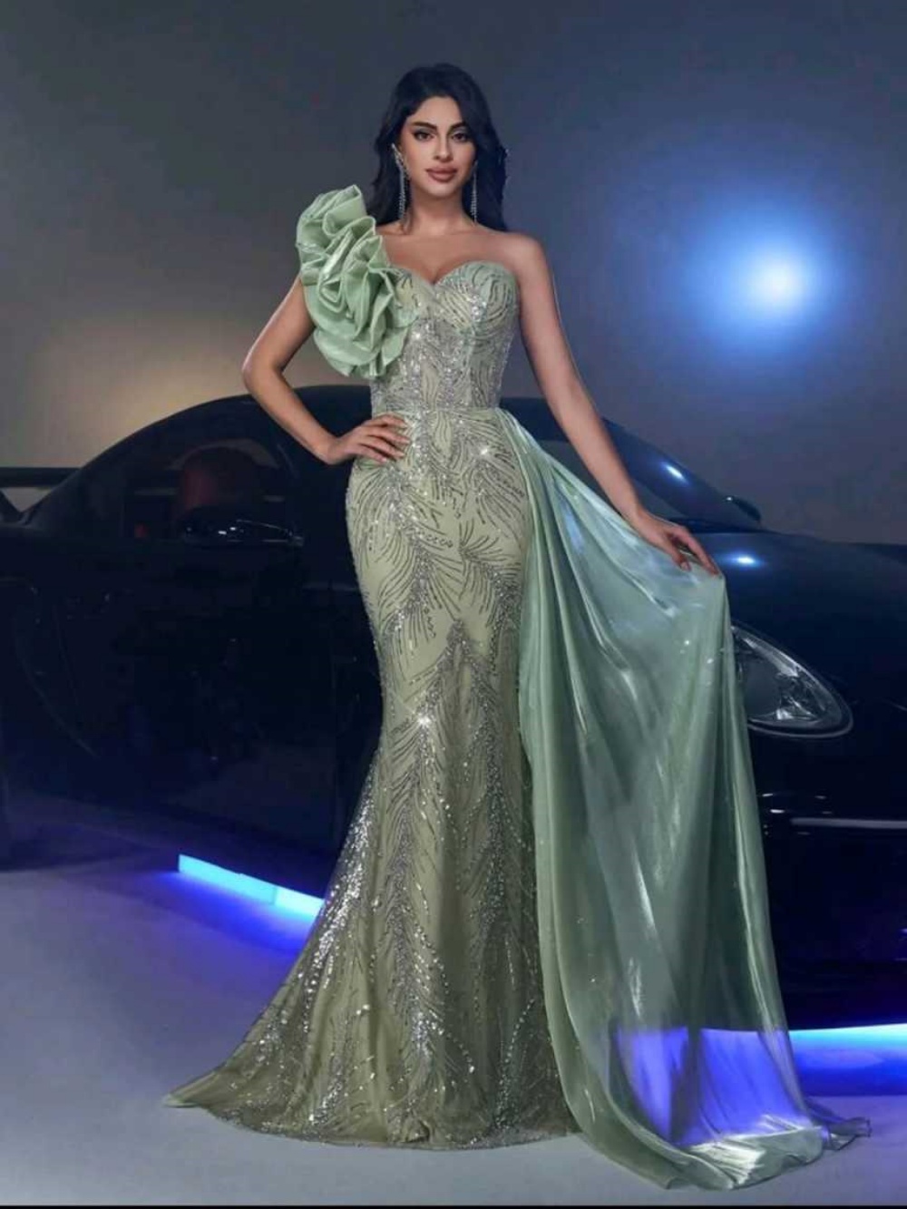 Sparkly Evening Dresses For Women One Shoulder Sleeveless Gown Sequins Lace Sweep Train Dress Party Customized