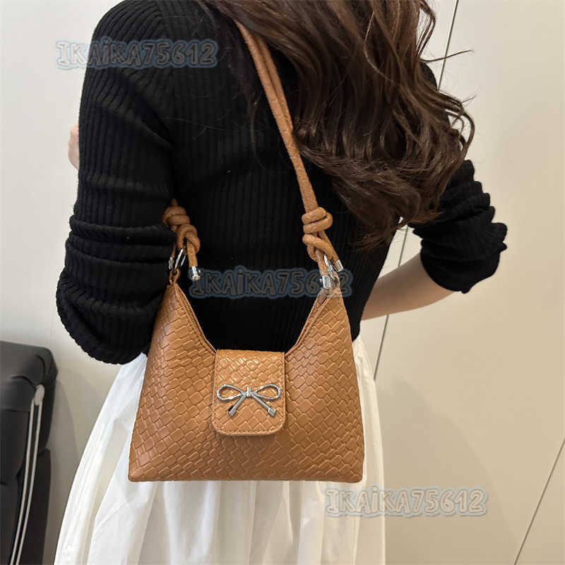 Large Capacity Casual Underarm Bag 2025 New Solid Color Fashion Style Simple Bowknot Single Shoulder Crossbody Womens Bag H250804