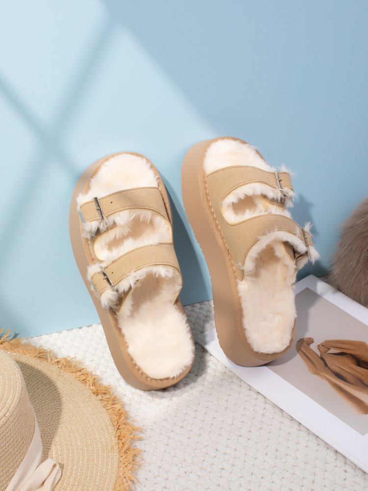 new Women's one-piece fur flat fluffy shoes with color-blocking design Slip - on Lazy Shoes for Slippers