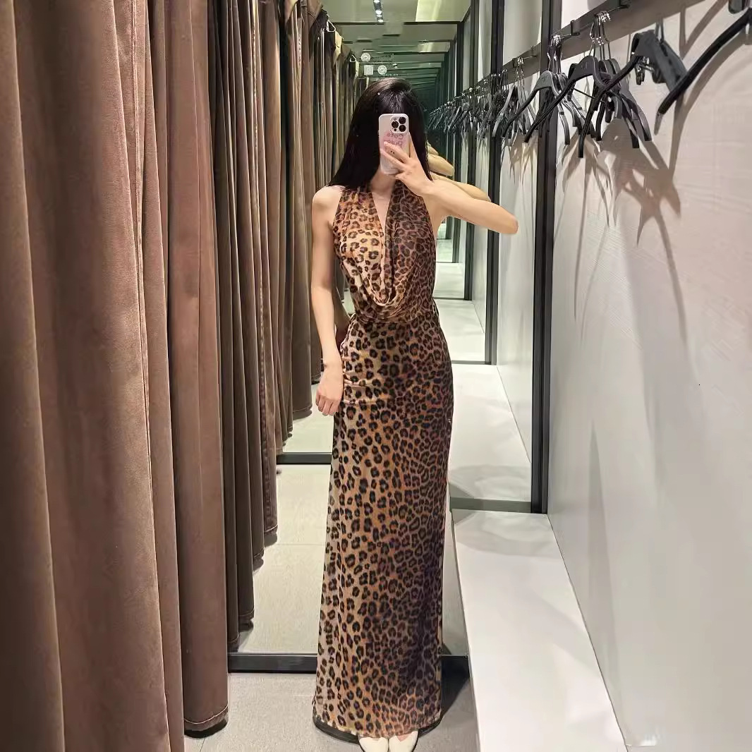 2025 fashion European and American Style Fashion Leopard Pattern Transparent Strap Skirt Long Dress New Designer Dress