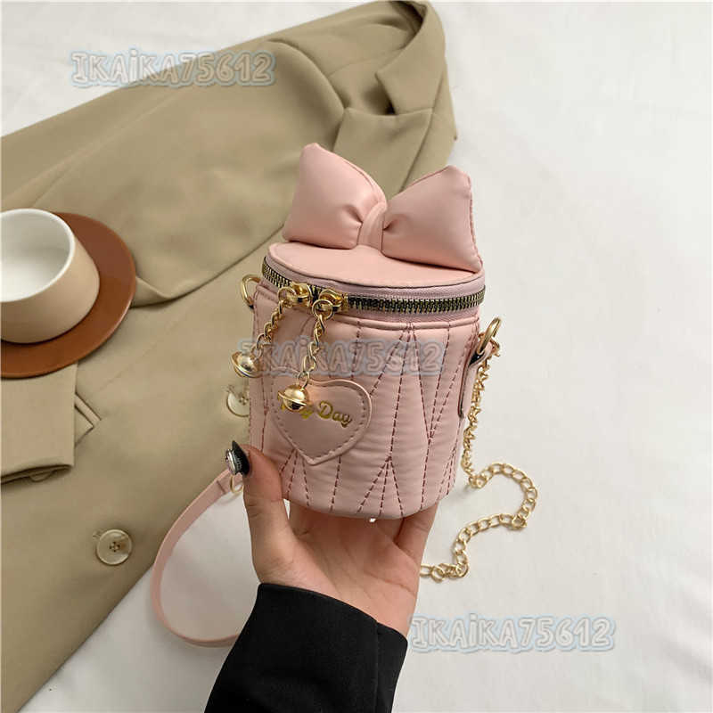 2025 New Simple Niche Design Chain Bag Niche Fashion Small Bag for Women Unique and Beautiful Bucket Bag H250804