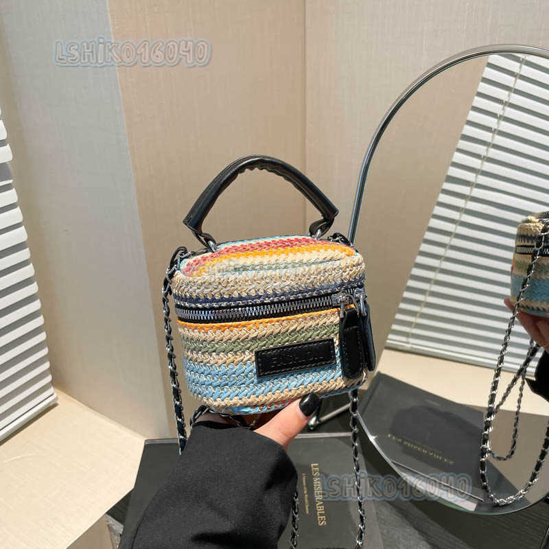 Niche Light Luxury Bucket Bag for Women 2025 New Fresh Straw Bag Versatile Striped Shoulder Crossbody Bag H250804