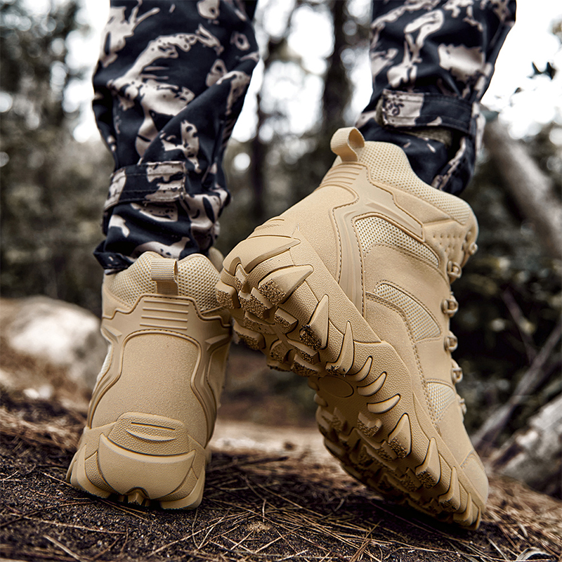 702 Magnum Large Breathable Tactical Boots Special Forces Outdoor Hiking Wear resistant Training Combat Boots High Gang Military Boots