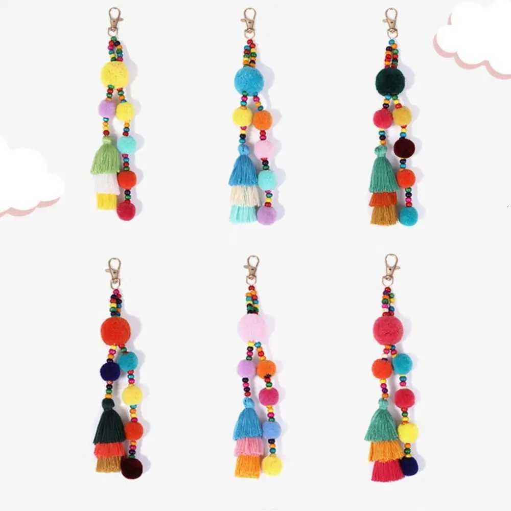 Boho Style Hair Ball Tassel Keychain Summer Beach Shell Keychain Colorful Pompom Keyring for Women Bag Hanging Pendants G250802