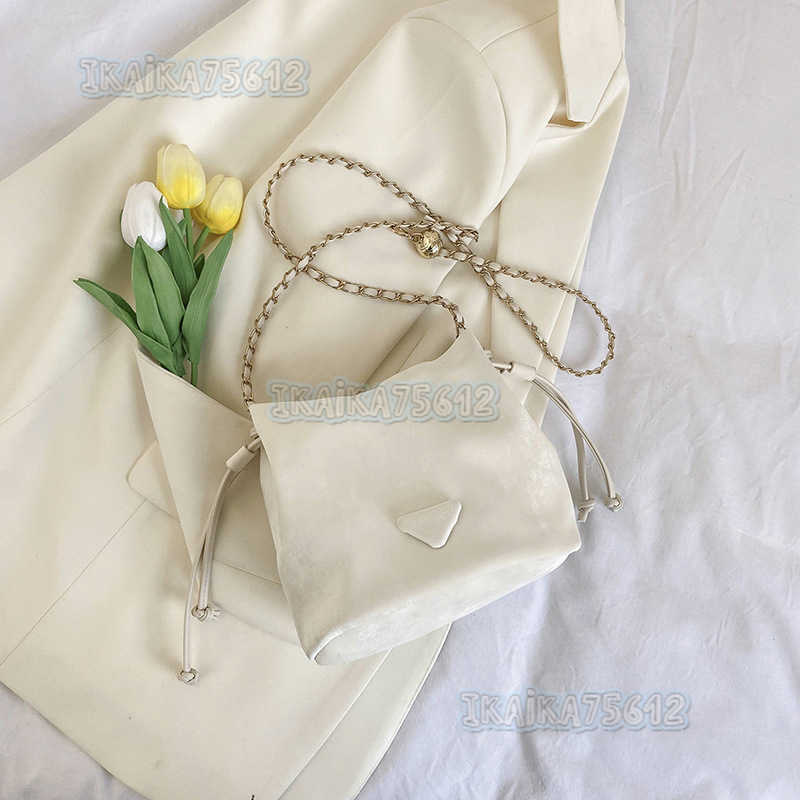 Simple New Fashion Bucket Bag Crossbody Bag Trendy Chain Handbag Womens Bag 2025 Spring Elegant Shoulder Bag H250804