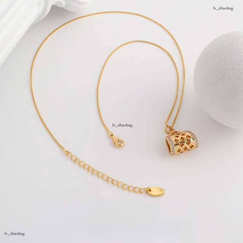 DHcollections French Light Elegant Necklace for Women Retro light style bag Pendant Personality Little Style