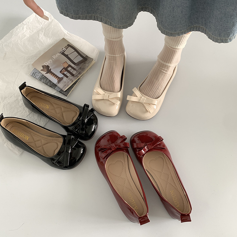 French Style Versatile Bowknot Skirt Matching Soft Sole Loafers for Women Outdoor 2025 Summer New Shallow Mouth Flat Shoes ddmythur