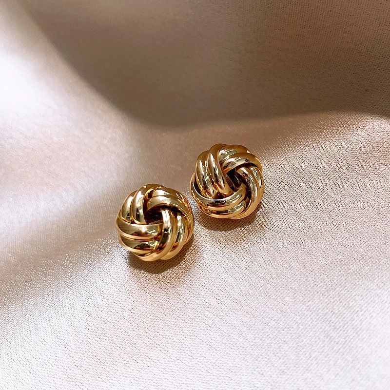 Hiphop Punk Metal Twist Knit Knot Ball Stud Earring for Women Gold Color Female Twine Ear Jewelry Christmas Gift Brincos 250801