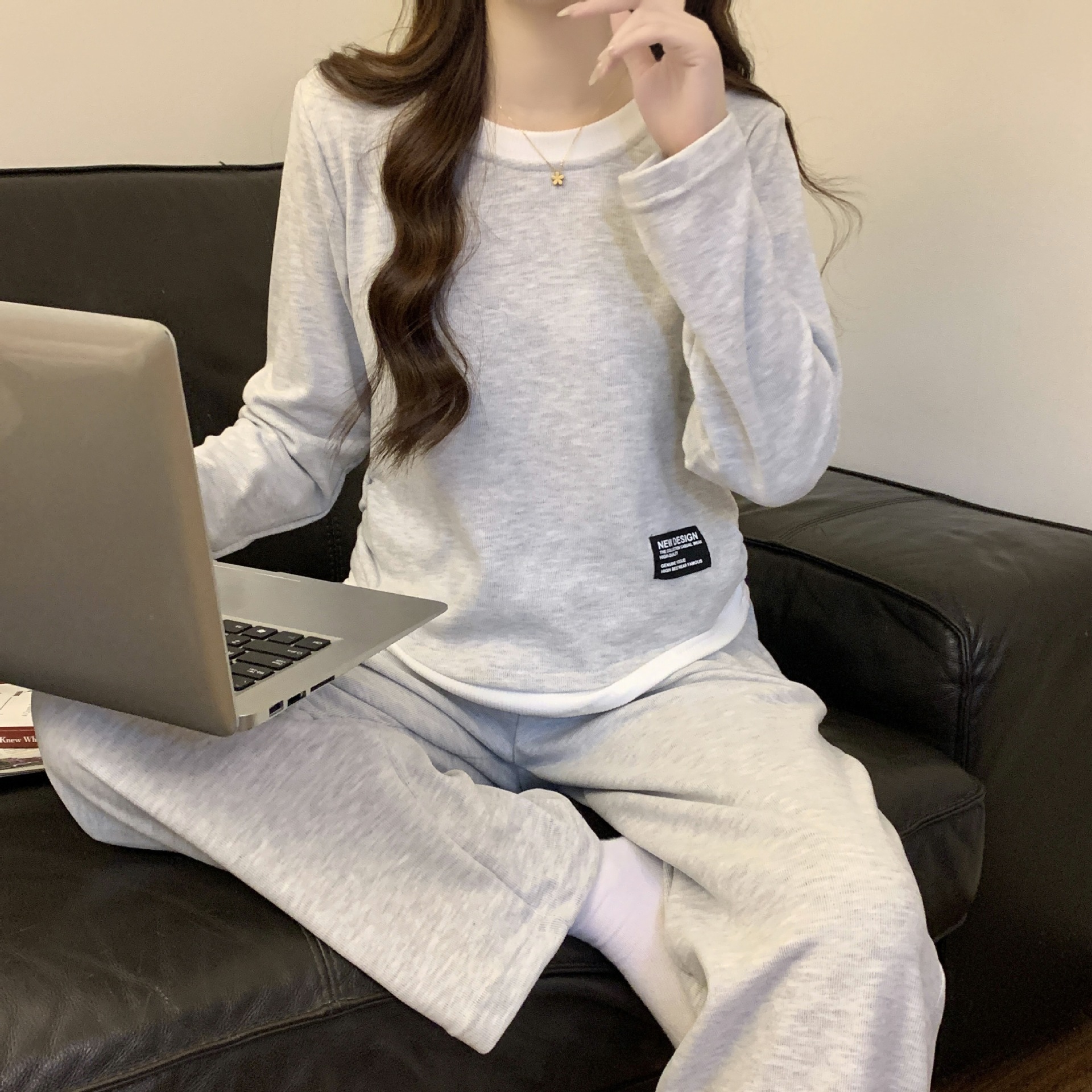B1003-Long-sleeved trousers pajamas women 2025 autumn and winter new fake two-piece round neck pullover loose home clothes suit