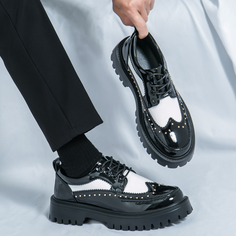 68801- Four Seasons Men's Fashion Rivet Round Head Leather Shoes Large Size British Low Top Lace Thick Bottom Casual Shoes