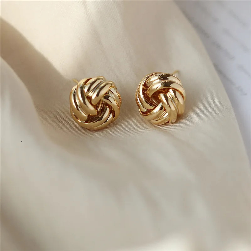 Hiphop Punk Metal Twist Knit Knot Ball Stud Earring for Women Gold Color Female Twine Ear Jewelry Christmas Gift Brincos 250801