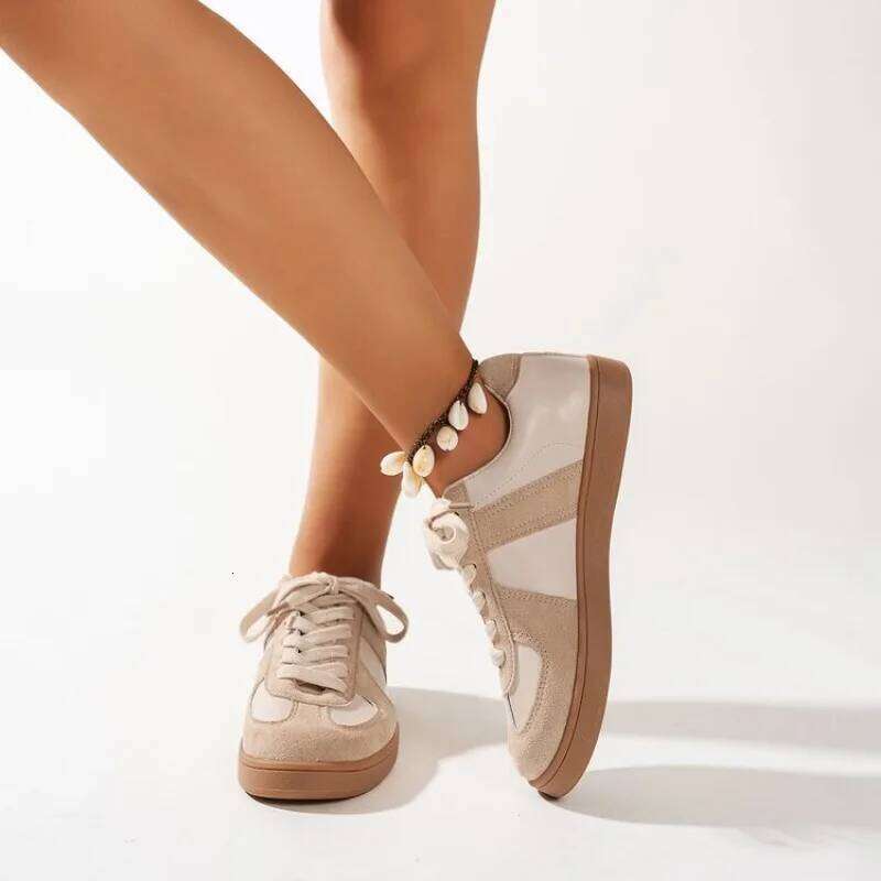 new Fashion Round Toe Casual Lace Up Shoes designer for Patchwork Retro Outdoor Flat Sneakers Women Zapatos De Mujer