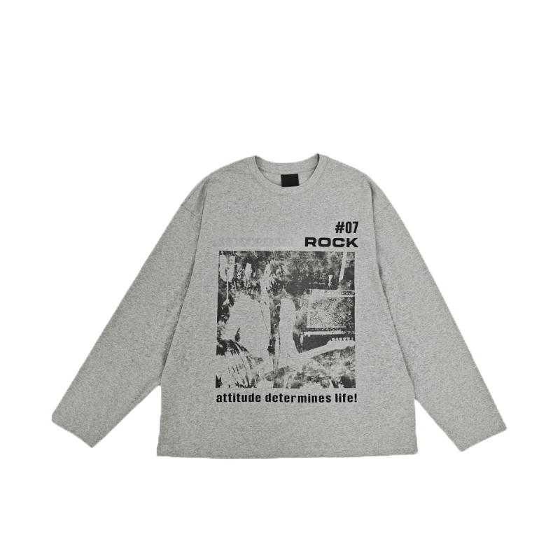 Durable All-Gender Autumncollection Sweatshirt - Soft Fabric Mixed With Eye-Catching Designs
