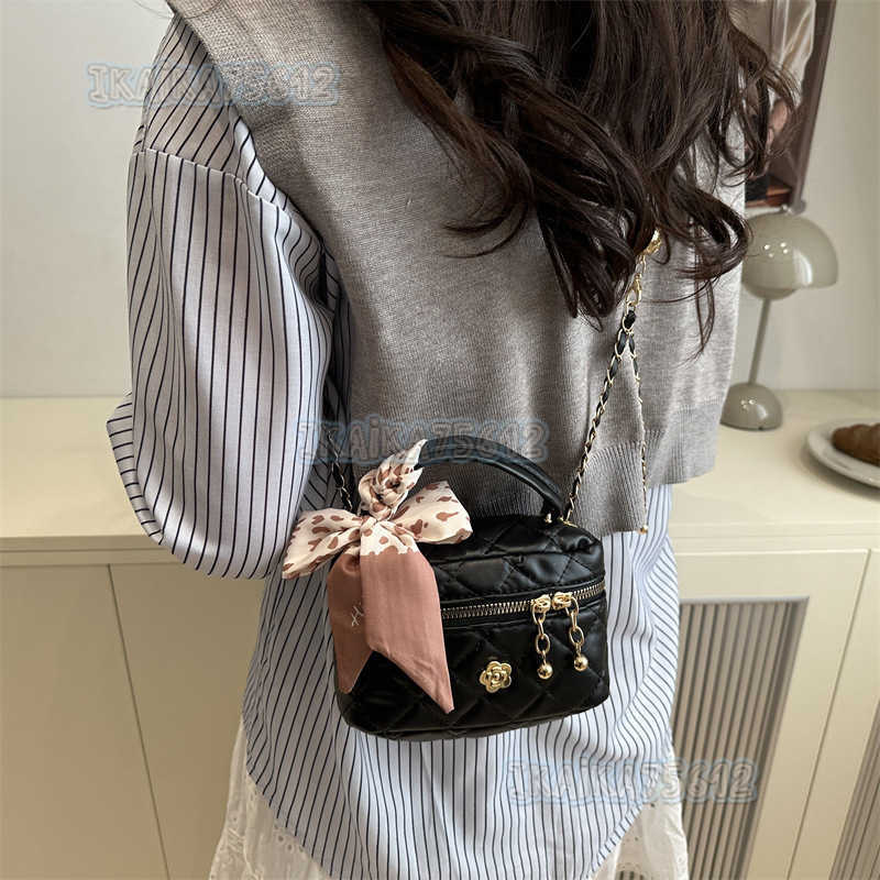 Trendy Mini Bags for Women 2025 New Handheld Small Bags Quilted Chain Bags Crossbody Bags Bowknot Bags H250804