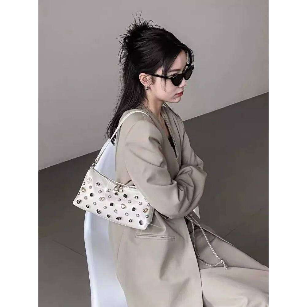Fashion Dia Women Single Shoulder Zip Solid Color Pu Leather Handbag Casual Crossbody Bag Versatile Ladies Armpit Bags