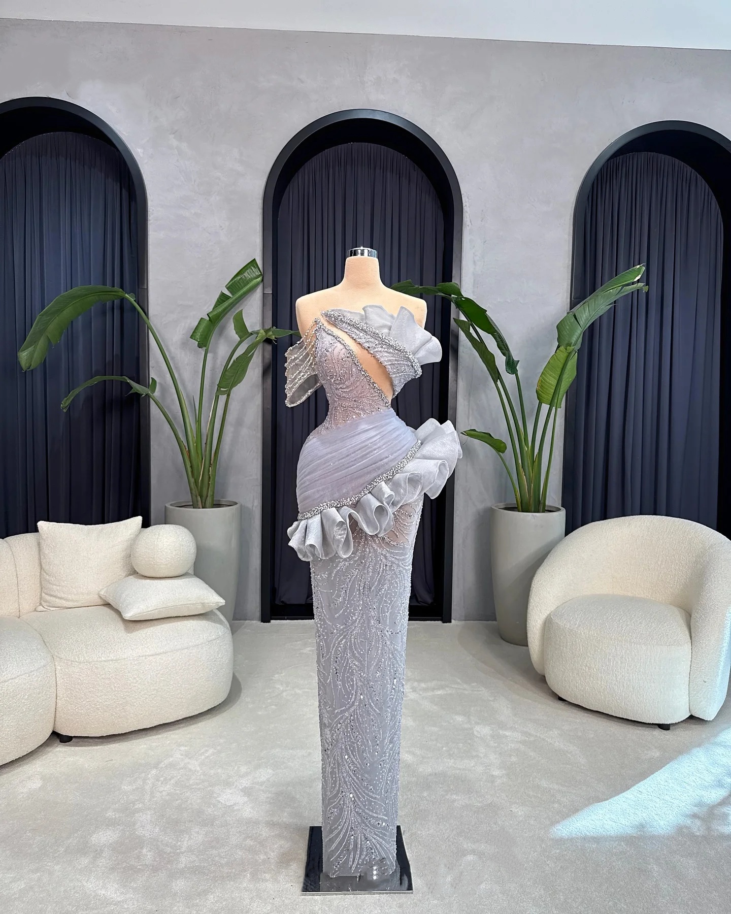 Unique Evening Dresses Sequins Beading Prom Dress Ruffle Rhinestone See Through Illusion Mermaid Party Gowns Vestidos De Noche Plus Size
