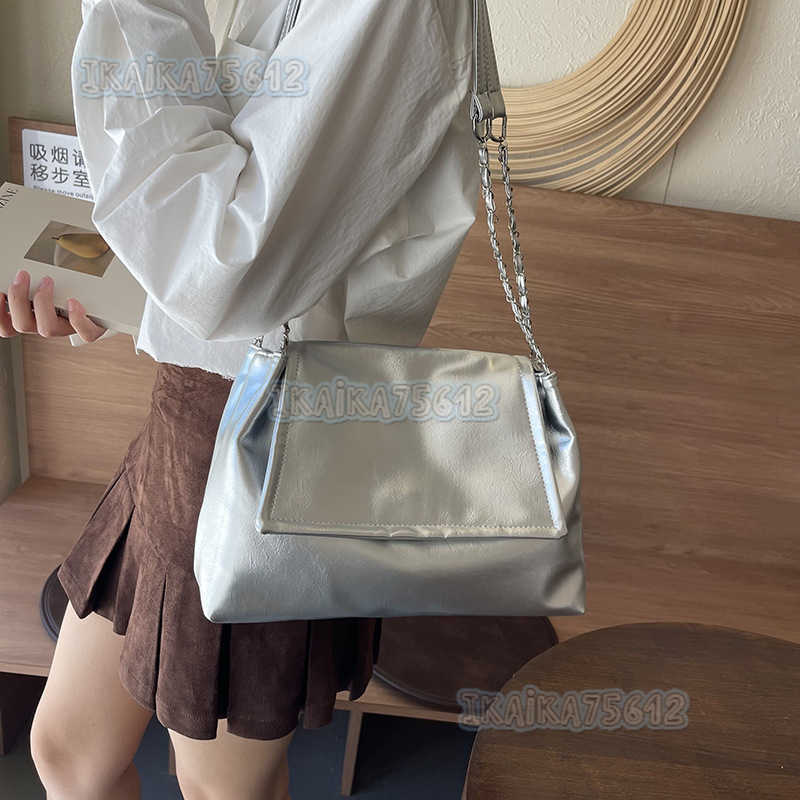 2025 New Fashion Chain Shoulder Bag for Women Niche Design Simple and Stylish Underarm Small Square Bag H250804