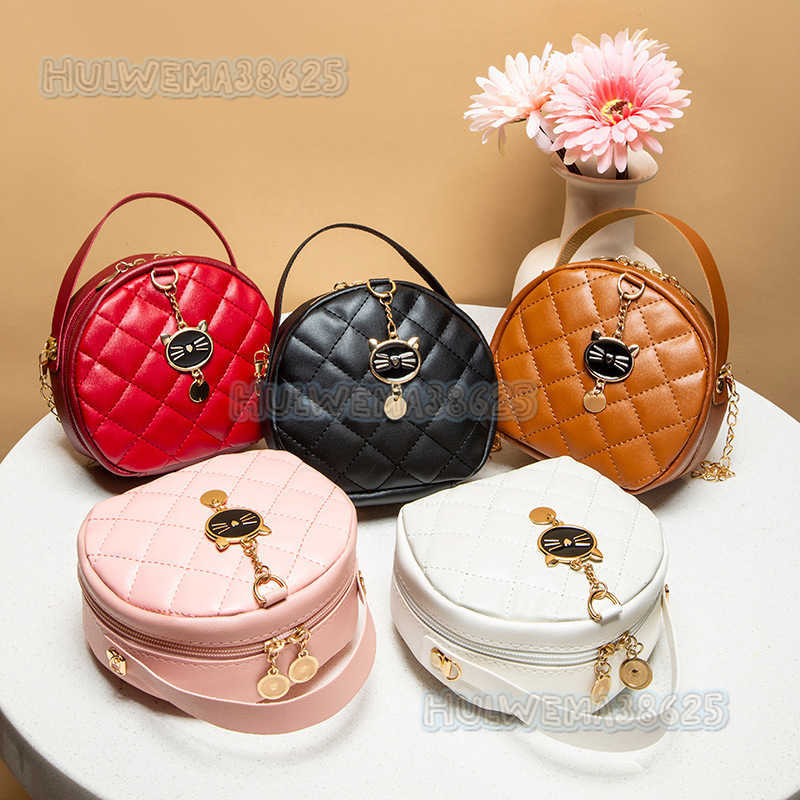 Womens Bag 2025 New Fashion Mini Small Bag Womens Chain Bag One Shoulder Crossbody Small Round Bag Women H250804