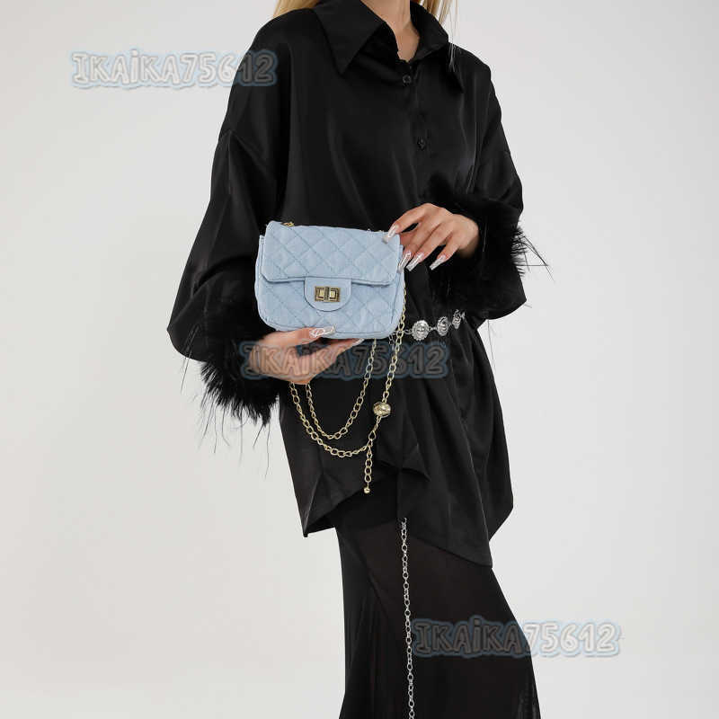 Fashion Bag for Women 2025 New Trendy Texture Beautiful Stylish Small Square Bag Simple Niche Design Single Shoulder Crossbody Bag H250804