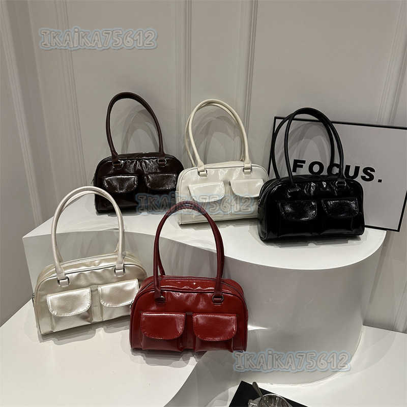 Oil Wax Leather Niche Design Bowling Underarm Bag for Women Simple Commuting Fashion Versatile Handbag Shoulder Bag H250804