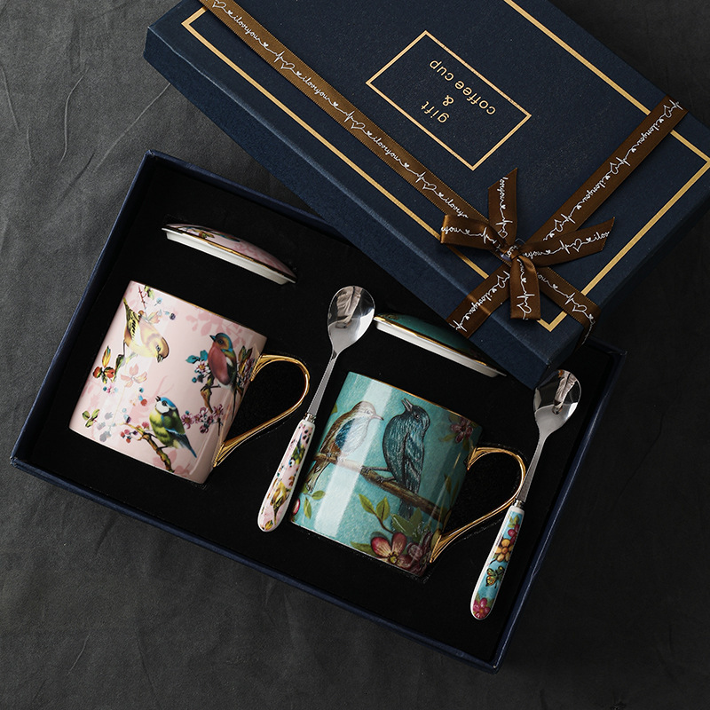 Bone China Mugs Pair Gift Box with Lids Spoons Exquisite Cups for Coffee Tea Perfect Office Home Dining Outdoor Use Durable