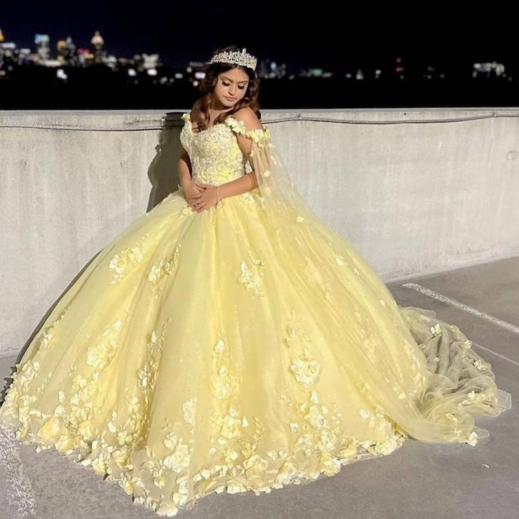Glitter Tulle Quinceanera Dresses Floral 3D Flowers Applique Crystal Beads Off The Shoulder Corset Back Sweet 16 Dress Graduation Pageant Gowns