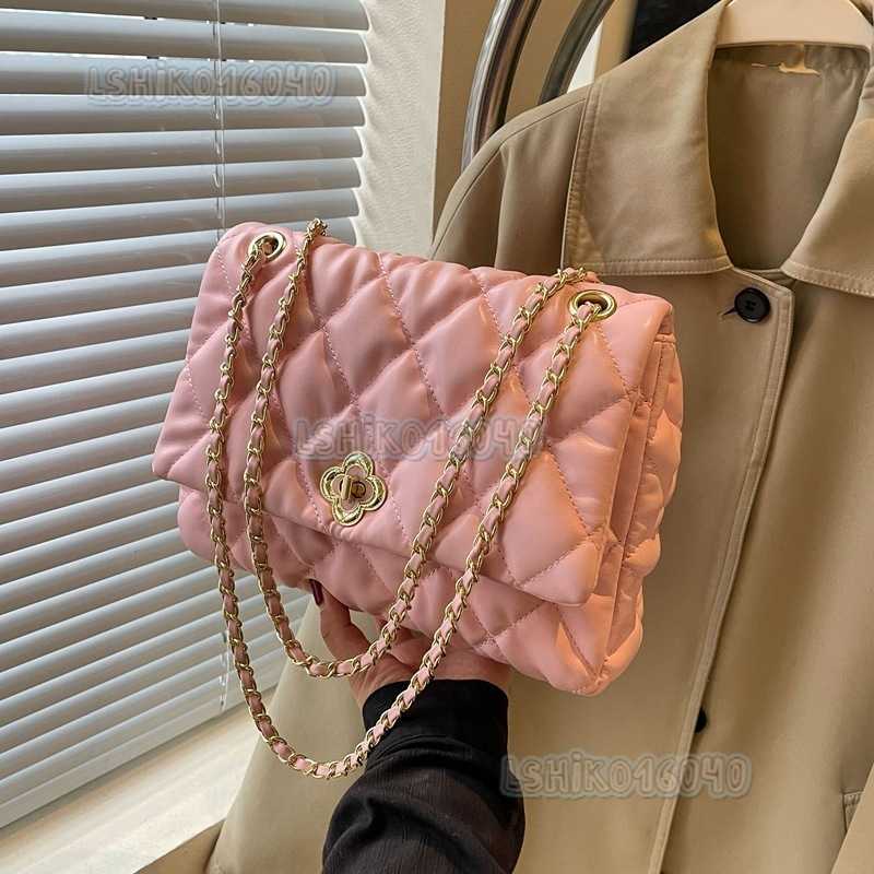 Minimalist Fashion Bag for Women 2024 Spring Summer New Niche Quilted Underarm Bag Single Shoulder Crossbody Bag H250804