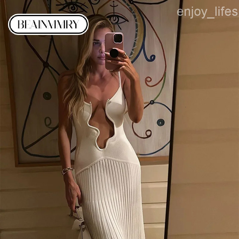 Elegant Cut Out White Long Dress For Women Fashion Patchwork Pleated Backless Sling Dresses Lady Holiday Beach Robes