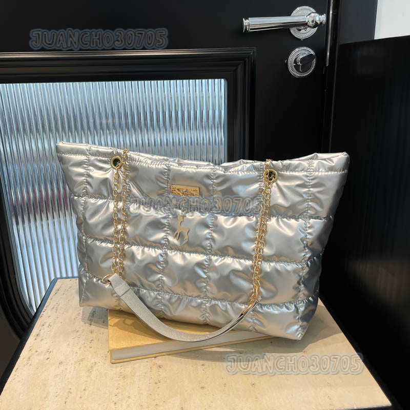 2025 Autumn New Fashionable Simple Elegant Niche Design Tote Bag Single Shoulder Large Capacity Womens Bag H250804