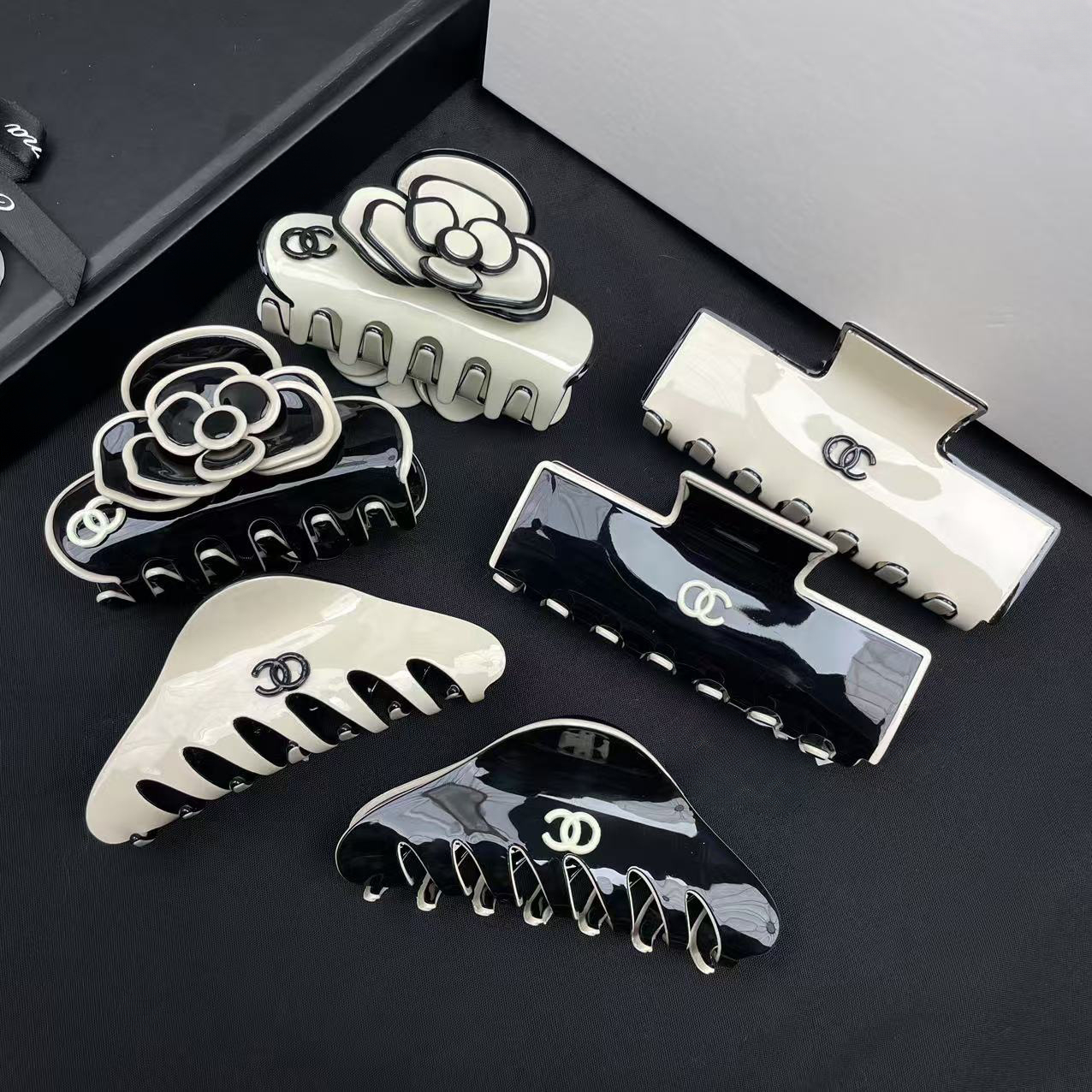 Women Designer Hair Clip Girl Temperament Hair Claw Headwear Hairpin HairJewlery Accessories Gift
