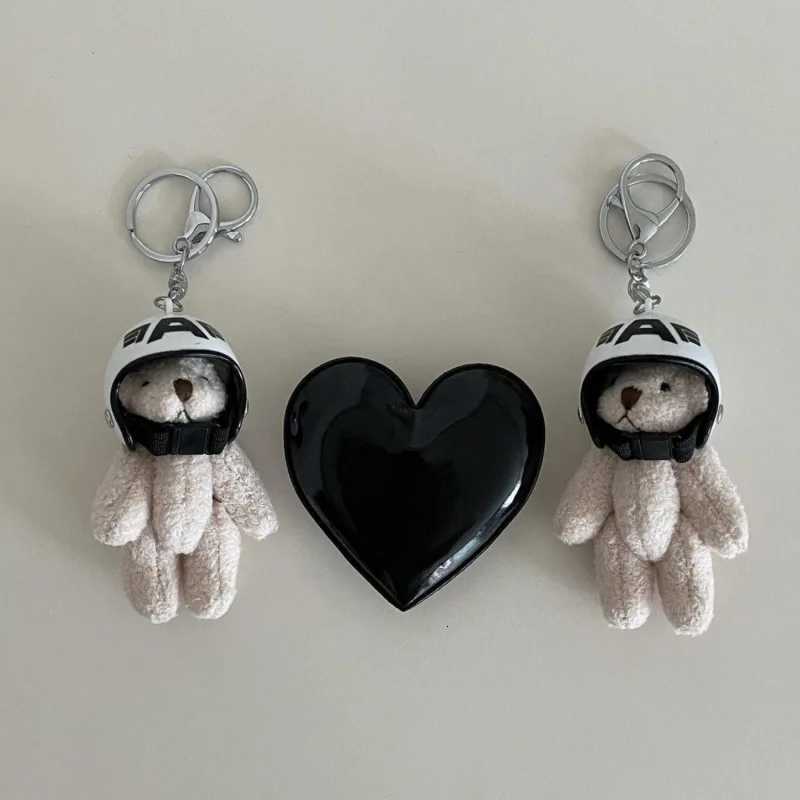 ute Cartoon Helmet Bear Keychain Suitable for Hanging Mobile Phones Bags and Fashionable Pendants for Keys G250802