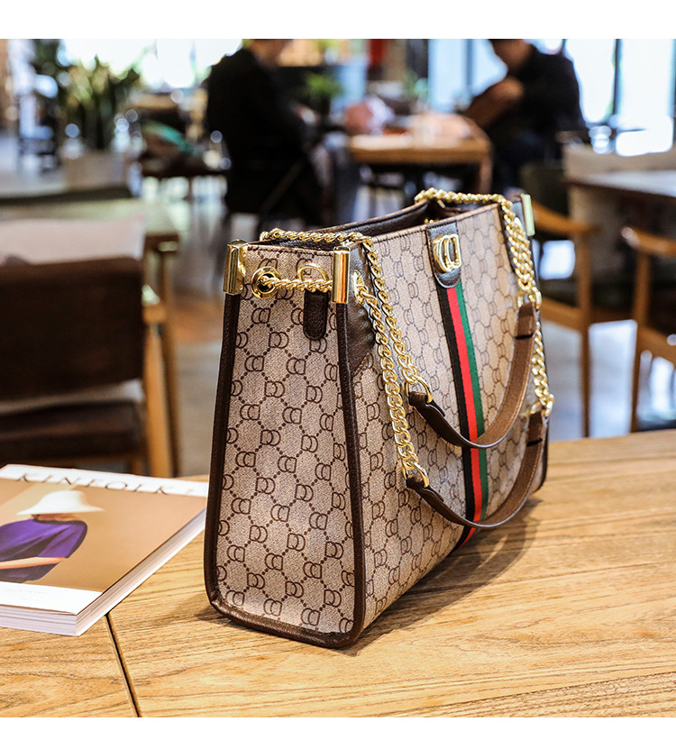 High-end summer tote bag for women Designer Bag Shoulder Bag Luxury Bag Women's Handbag 2025 New Designer Bag New Fashion large-capacity single-s