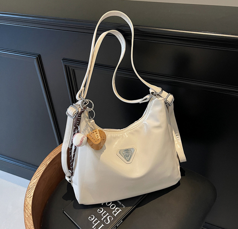 Designer Bags Shoulder Bags Luxury Bags High Quality Oil Waxed Leather Crossbody Ladies Tote Bag Wallet Metal Triangle Labels crossbody bag 2025 New