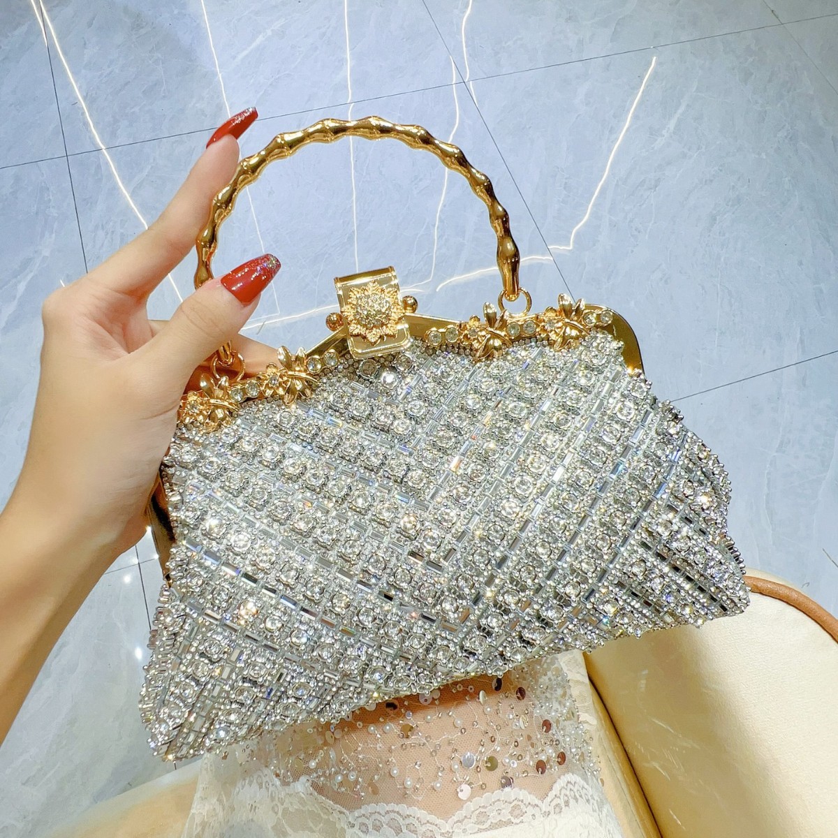 Free delivery bags designer women Luxury Bag tote bag wallet purse puff channeled bag Diamond handbag with chain inlay