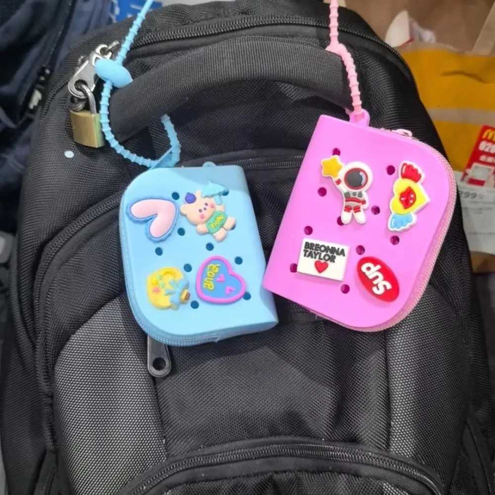 New Summer Bag Coin Purse Holes Coin Purse Silicone Mini Card Holder Zipper Money Bag Cute Storage Bag G250802