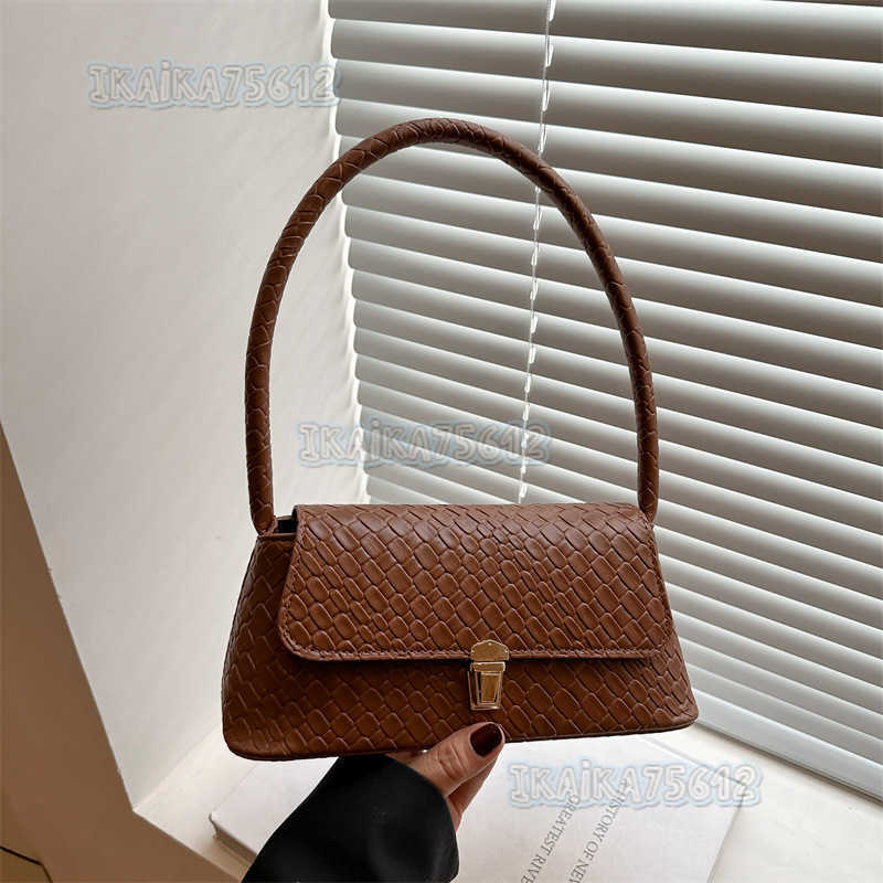 Fashionable Simple Woven Baguette Bag Texture Versatile Stylish Shoulder Bag Underarm Bag Womens Bag H250804