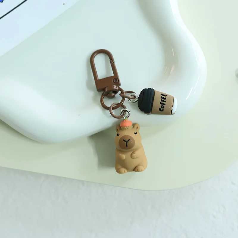 ute Resin Capybara Key Chains for Women Girls Capibara Animal Keychain Kawaii Bag Backpack Charms Couple Friend Jewelry Gift G250802