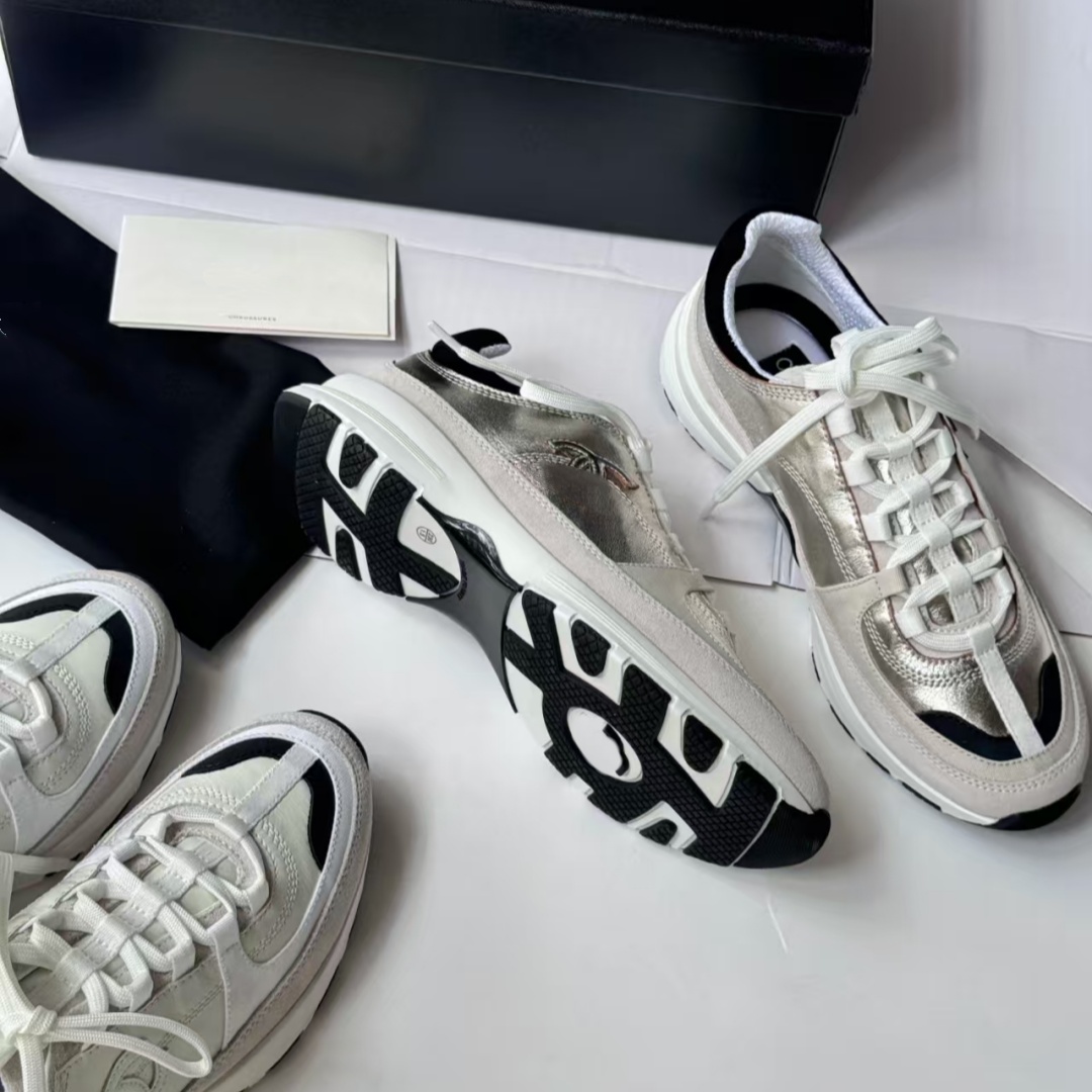 2025 Designer Shoes Parisian Lady's New Style Casual Sports Shoes CC Comfortable Outdoor Thick-Topped Shoes High-Quality Luxurious Women's Sneakers 25a