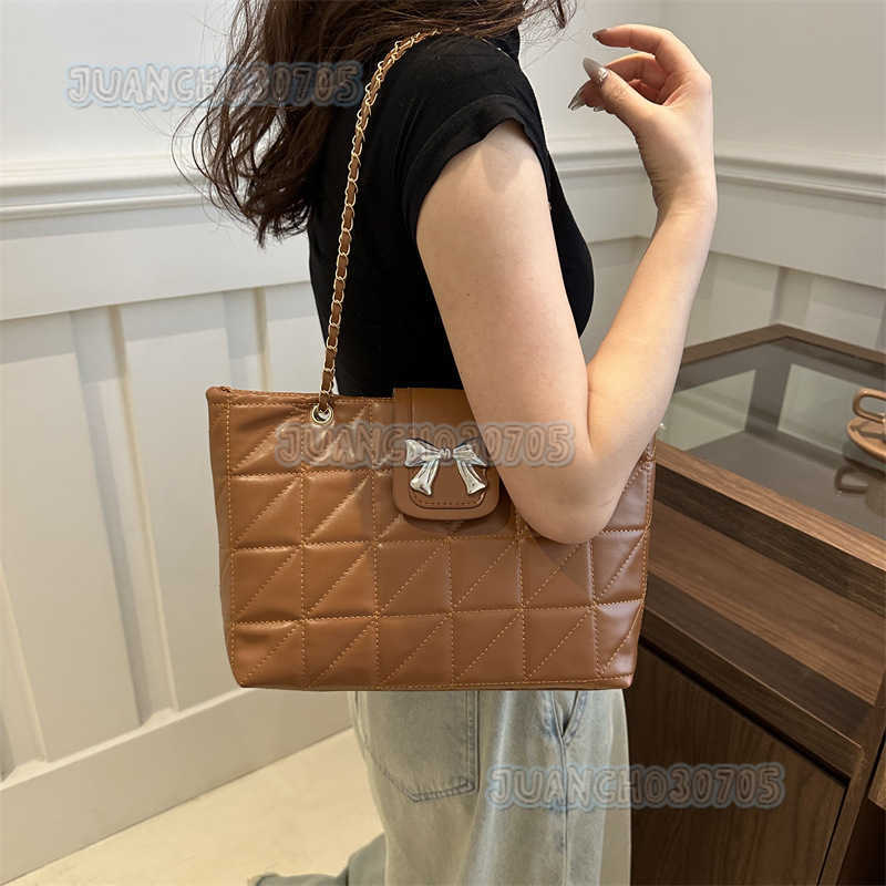 Underarm Bag for Women 2025 New Trendy Fashion Beautiful Unique Personality Simple Chain Bag Niche Commuter Shoulder Bag H250804