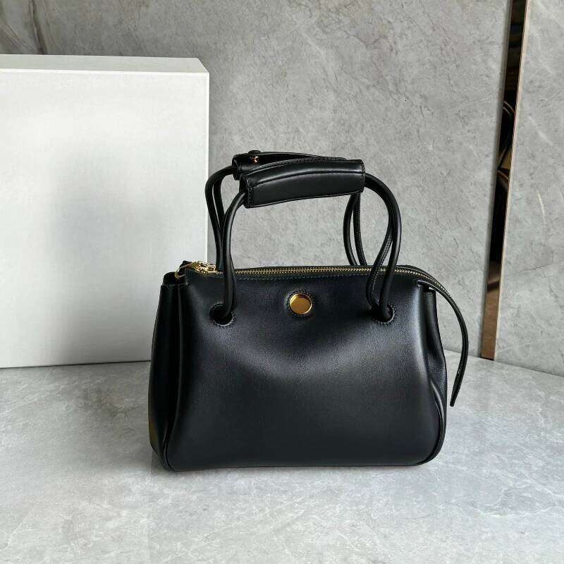 Women Designer Cowhide Leather Shoulder Bag High Quality Ladies Famous Brand Handbag Large Capacity Bags 2025 Fashion