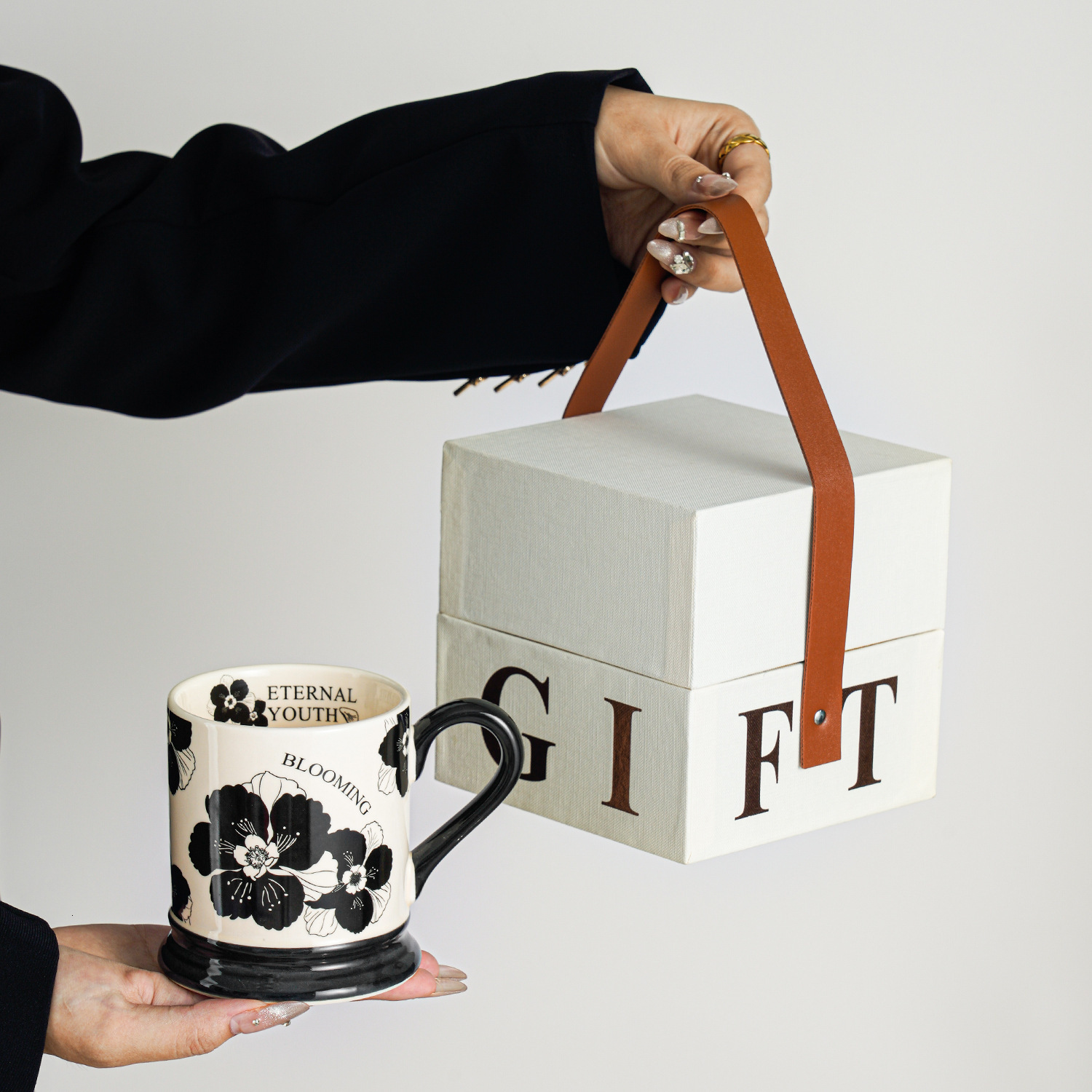 Girl's Birthday High-end Cup Small Exquisite Opening Event Gift for Clients and Employees