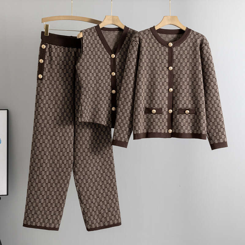 Women's Spring And Autumn Little Chanel Style Sleeveless Vest Cardigan Jacket Wide-Leg Pants Knitted Three-Piece Set