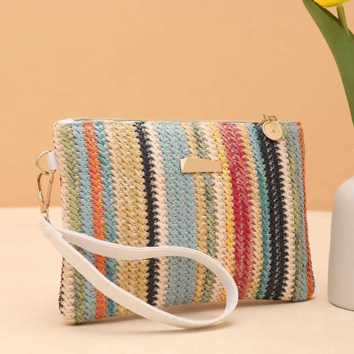 Women Summer Retro Straw Woven Bag Handbag Fashion Colorful Bohemian Woven Wristlet Bag Beach Wallet Money Bag Clutch Coin Purse G250802