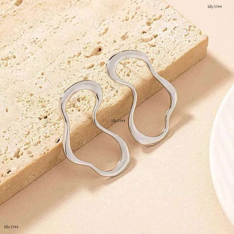 DHCollections Trend Metal Geometric Heart shaped New Design Irregular Simple Earrings Women's Fashion Accessories Gifts 2025