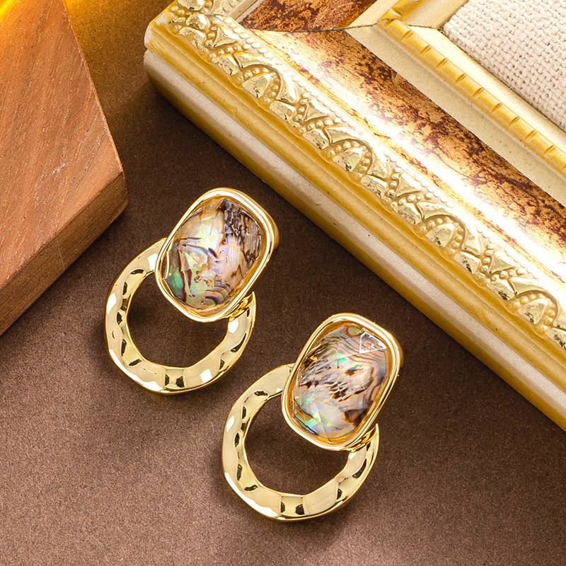 Elegant Fashionable Style Natural Abalone Shell Earrings for Women, Niche Temperament, High-end Sier Needle Ear Jewelry