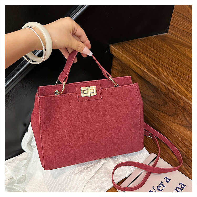 Matte Niche Women's 2025 New Fashion bags designer Texture Handbag Shoulder Casual Versatile Crossbody Bag