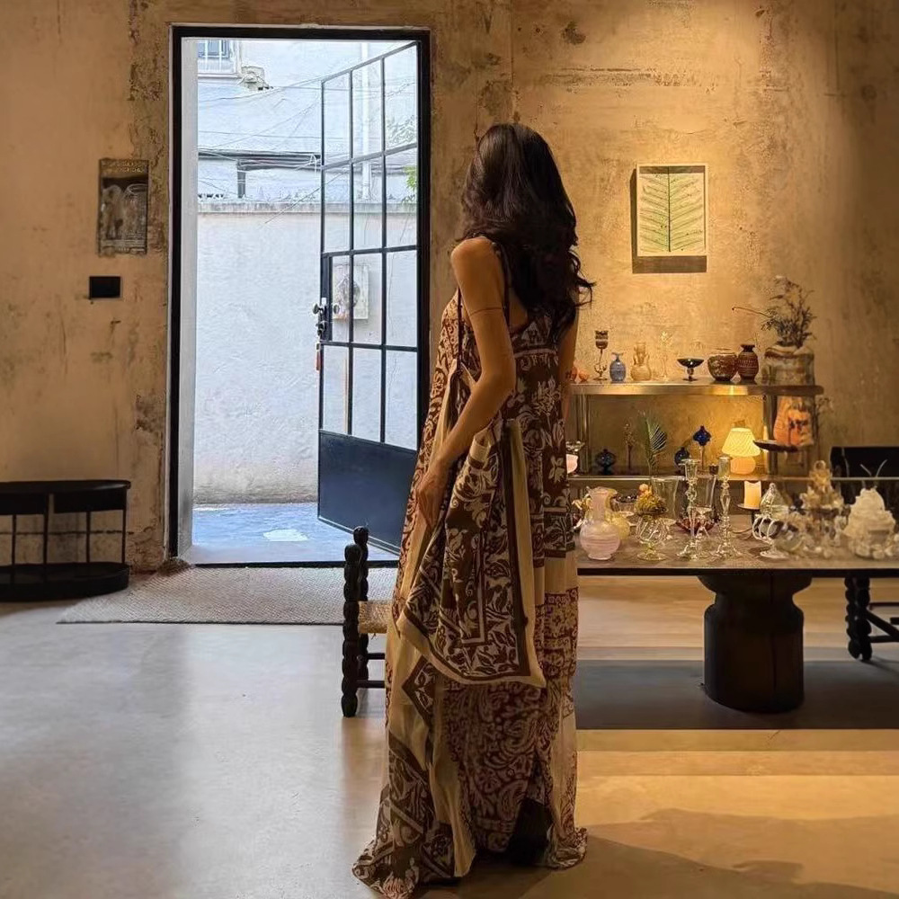 2025 High trend quality Bohemian style printed color block bead V-neck long dress for women's S loose lace up dress, new designer dress