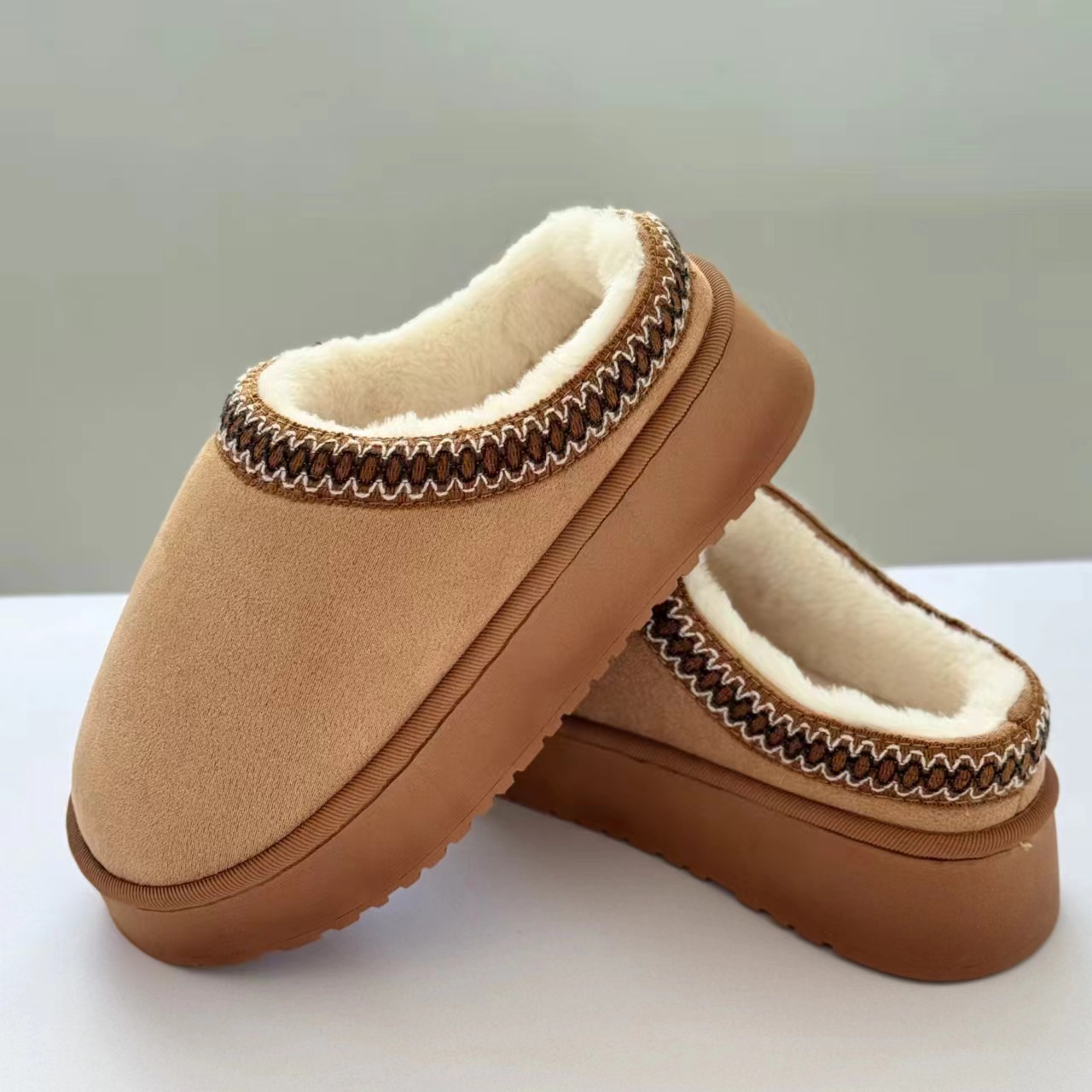 Free Shipping Best Seller 2025s Fall Winter Designer's New Home Fleece slippers Unisex Outdoor Thick Sole Warm Cotton Shoes Big Size 44-45 Comfor