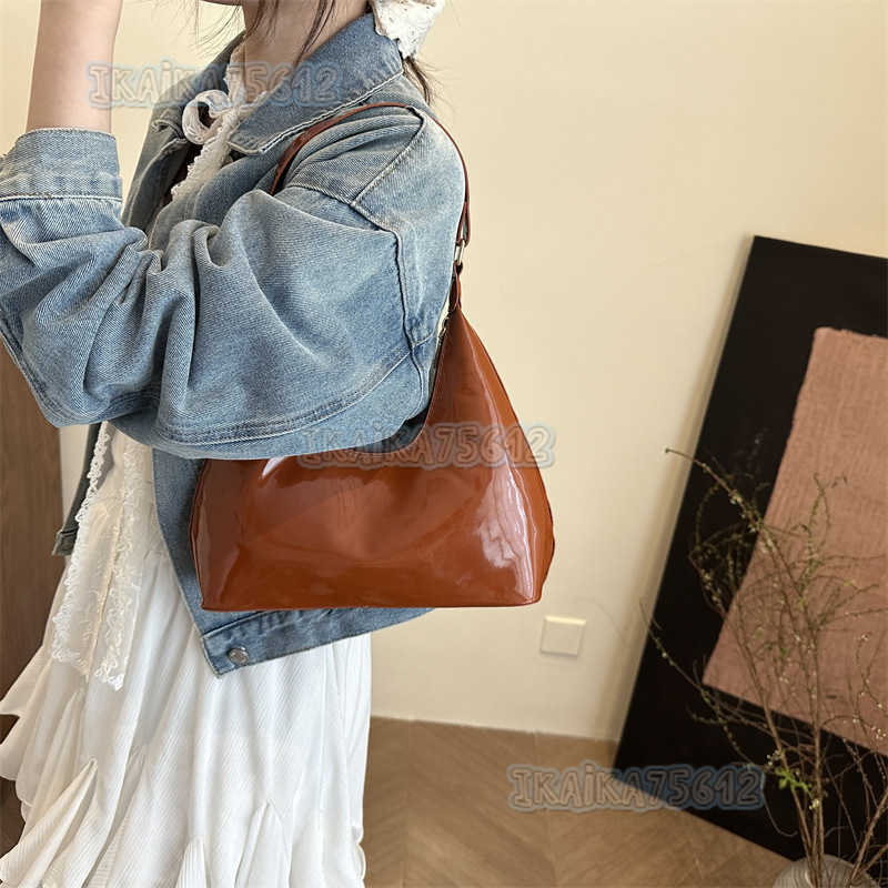 Elegant Casual 2025 Trendy Spring New Leather Fashion Light Luxury Single Shoulder Handbag Underarm Womens Bag H250804