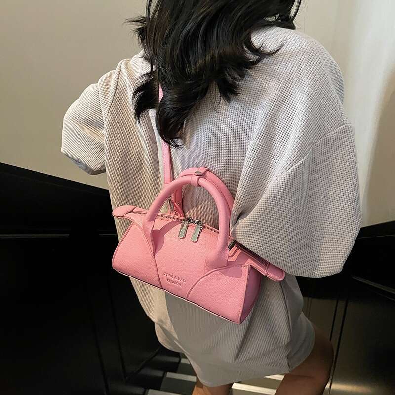 2025 Spring Summer Casual bags Fashion Women's Light Luxury Simple Versatile Commuter designer Boston Bag for Women